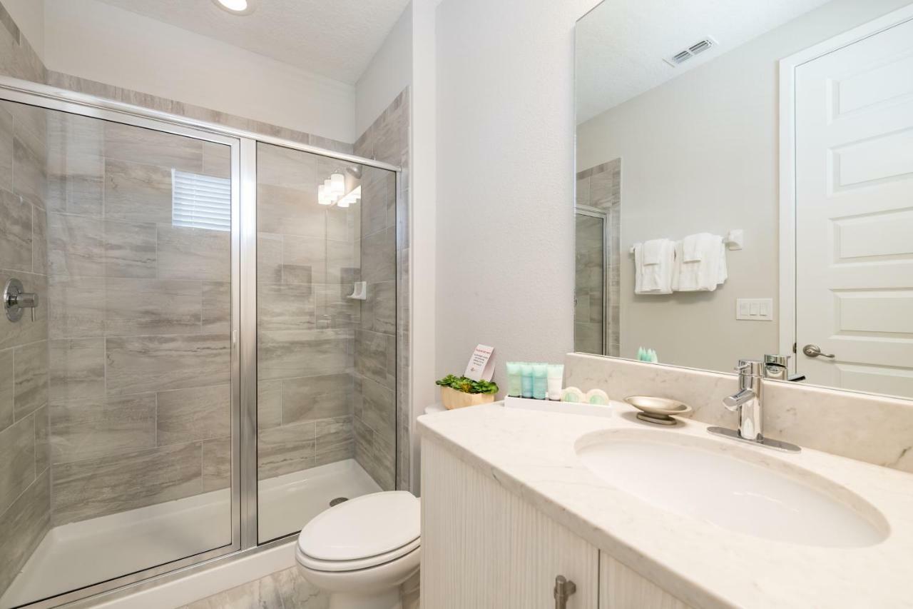 Beautiful Home Near Disney By Rentyl With Private Pool, Themed Rooms, Pool Table & Resort Amenities - 140B Orlando Kültér fotó